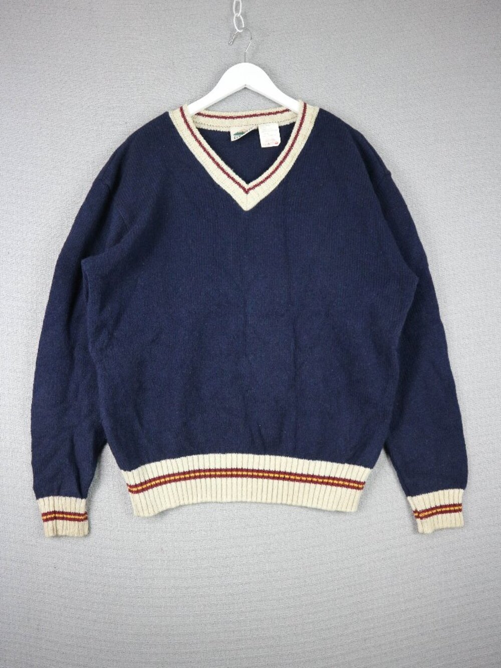 1990s Vintage Northern Elements V Neck Sweater Navy Wool Mix Large L Canada Made